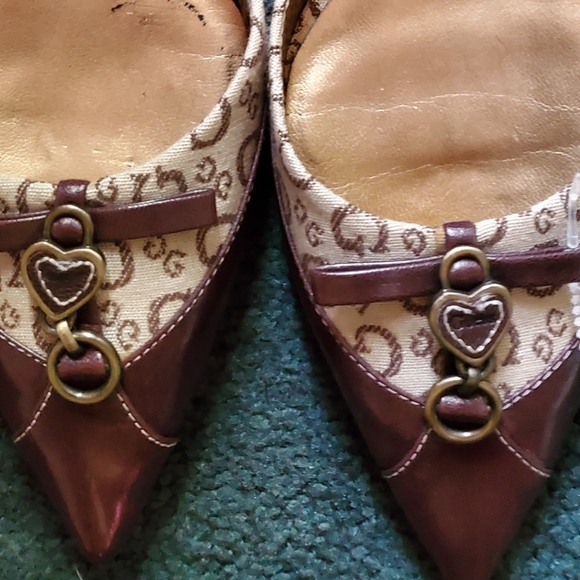 GUESS NWT WOODEN HEELED PUMPS - Picture 7 of 8